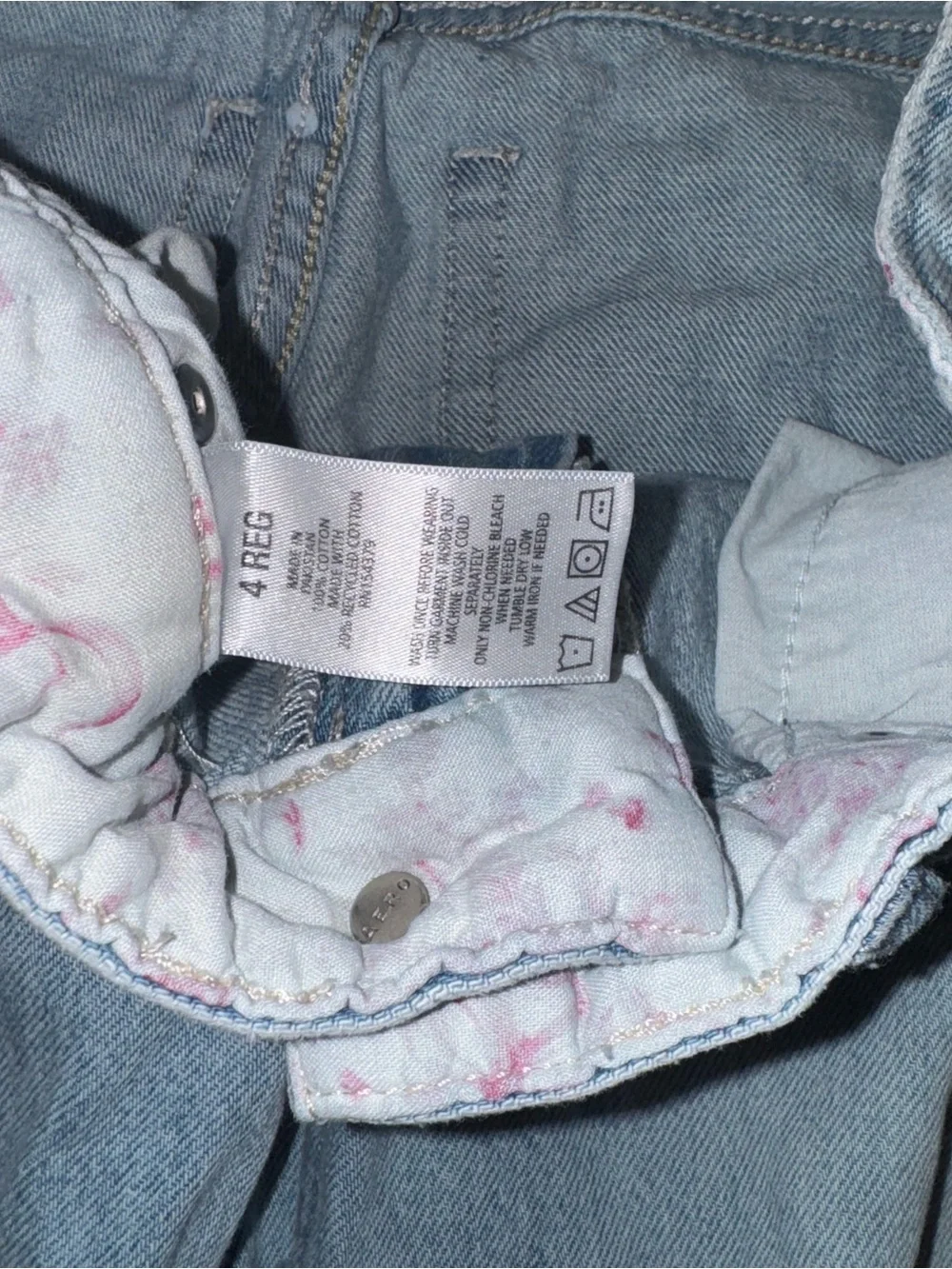 Aeropostale Light Blue Wide Leg Jeans with Heart Accent